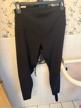 Lululemon Size 12 Align High-Rise Pant 28”